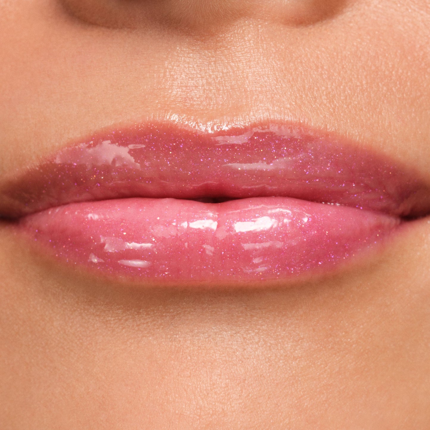 phyto-glow-lip-balm-shimmer-eclipse-d3 NATR-10133-Phyto-Glow-Lip-Hover-Eclipse.jpg